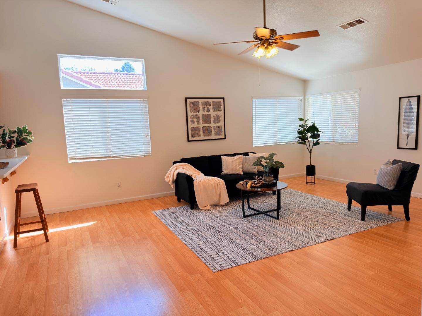 1986 Woodhaven Court