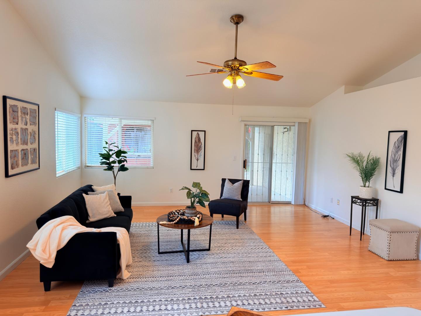 1986 Woodhaven Court