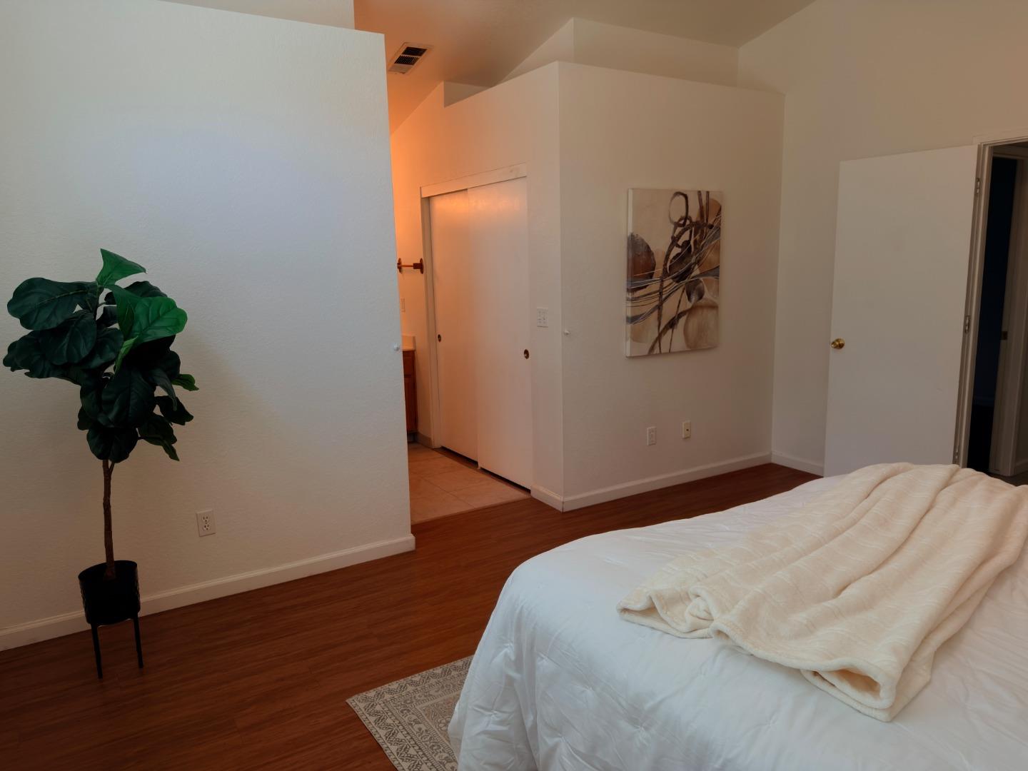 1986 Woodhaven Court