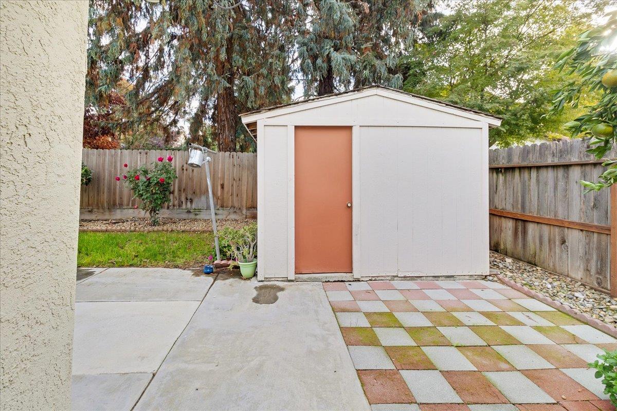 1986 Woodhaven Court
