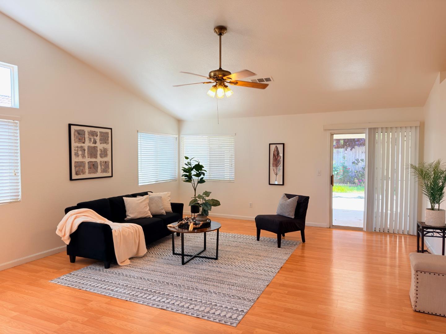 1986 Woodhaven Court