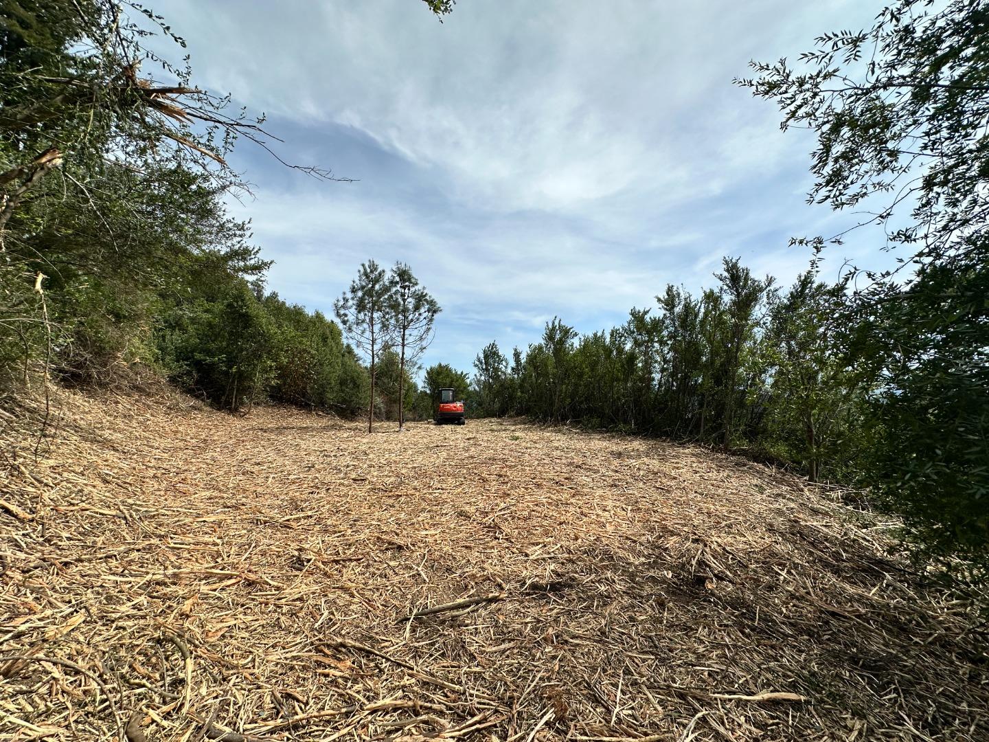 2033 Eureka Canyon RD