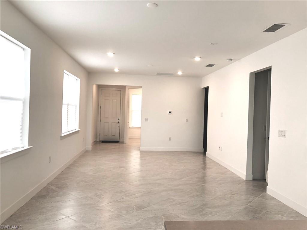 42210 Edgewater DR