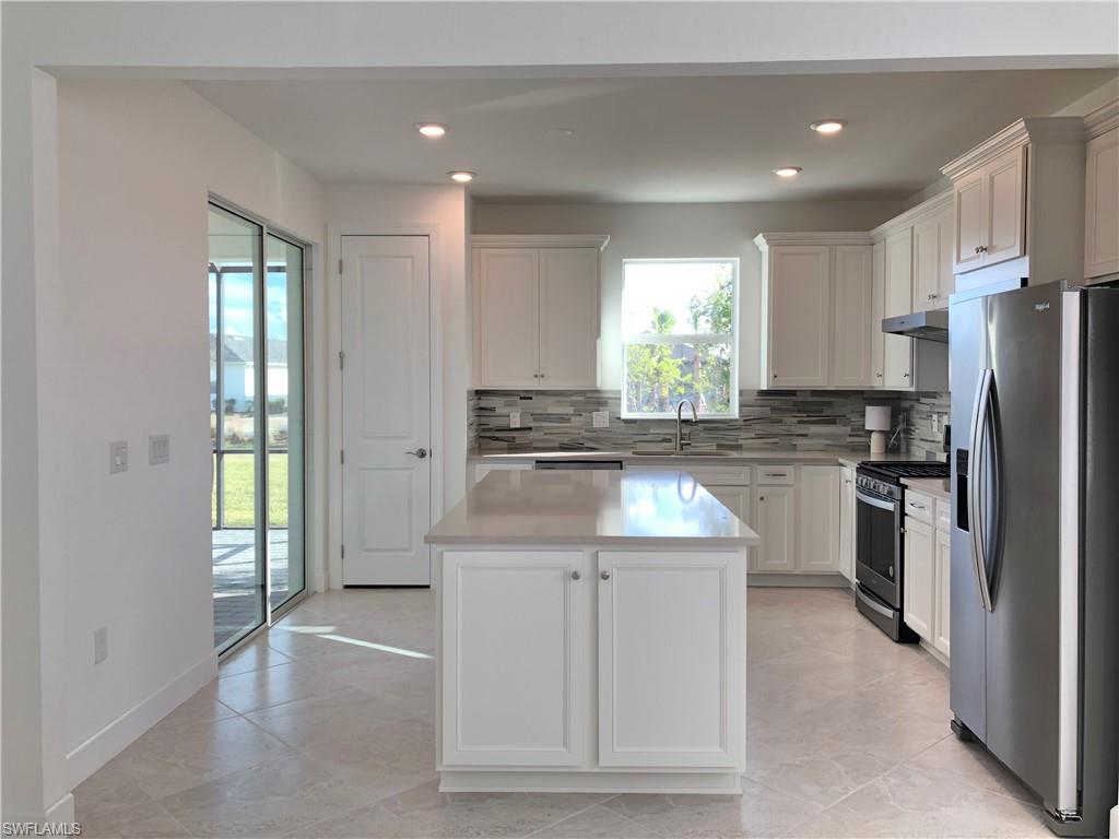 42210 Edgewater DR