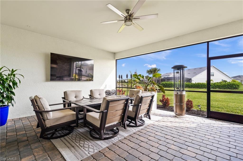 16264 Laurel Oak LN