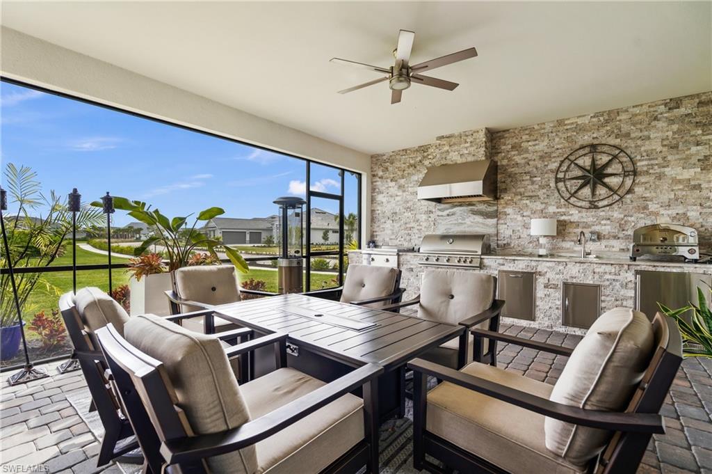 16264 Laurel Oak LN