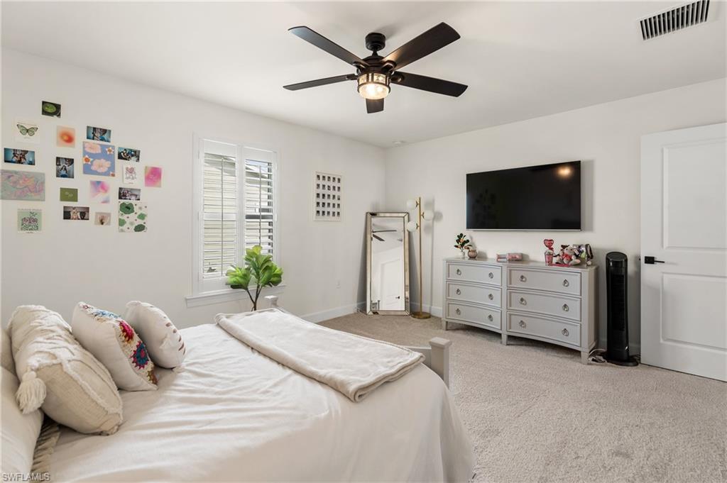 16264 Laurel Oak LN