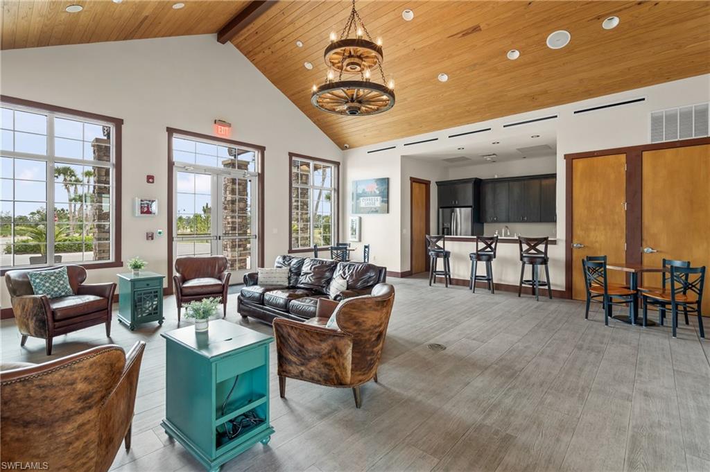 16264 Laurel Oak LN