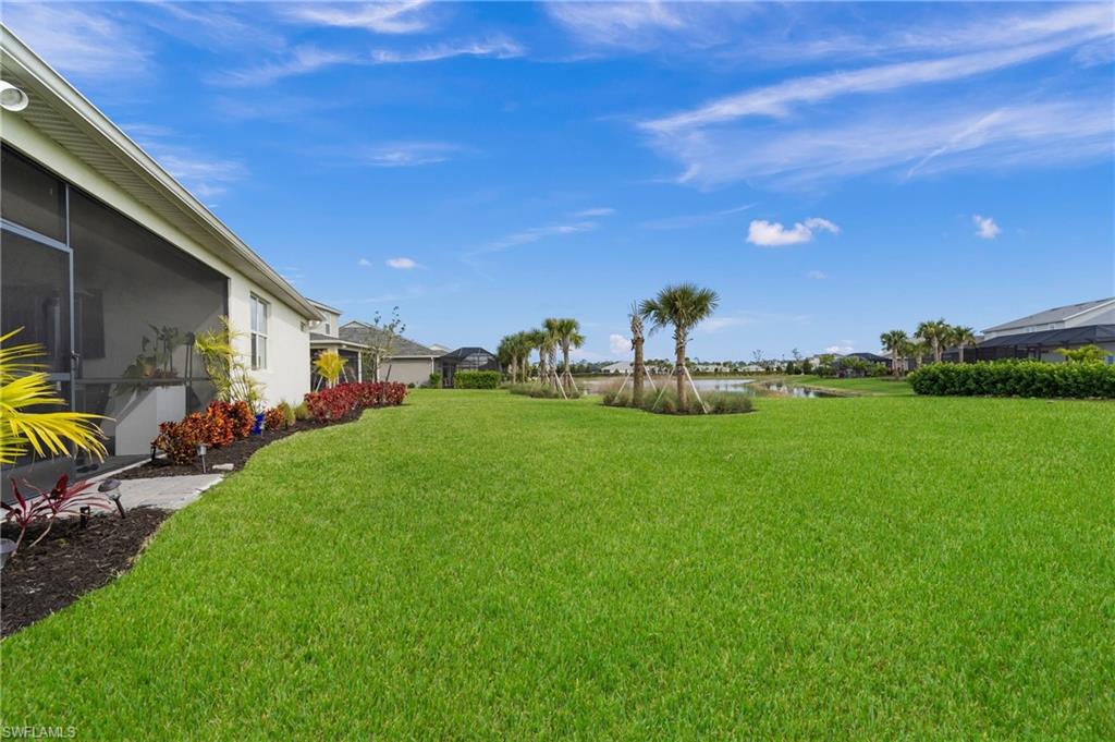 16264 Laurel Oak LN