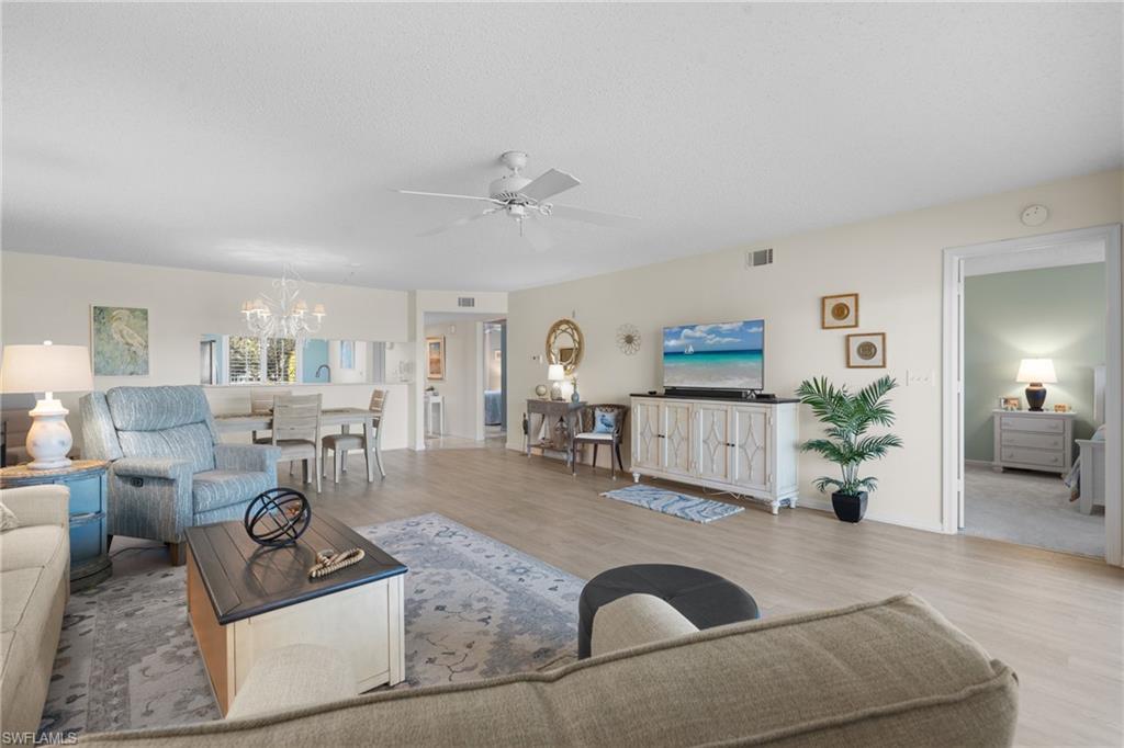 5975 Bloomfield CIR # C204