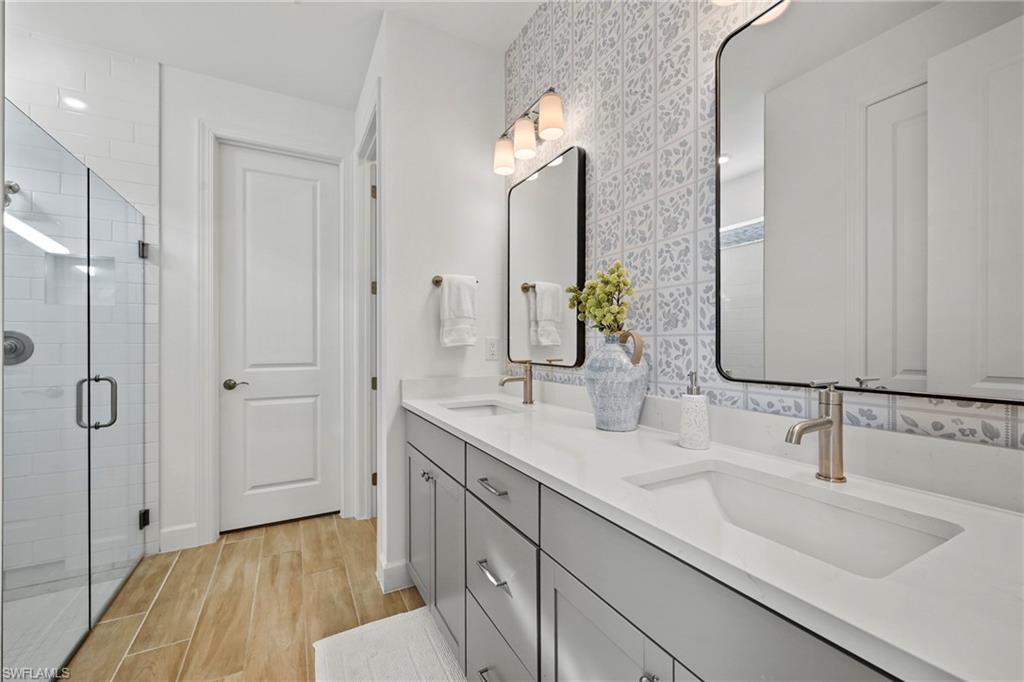 15764 Appalachian DR