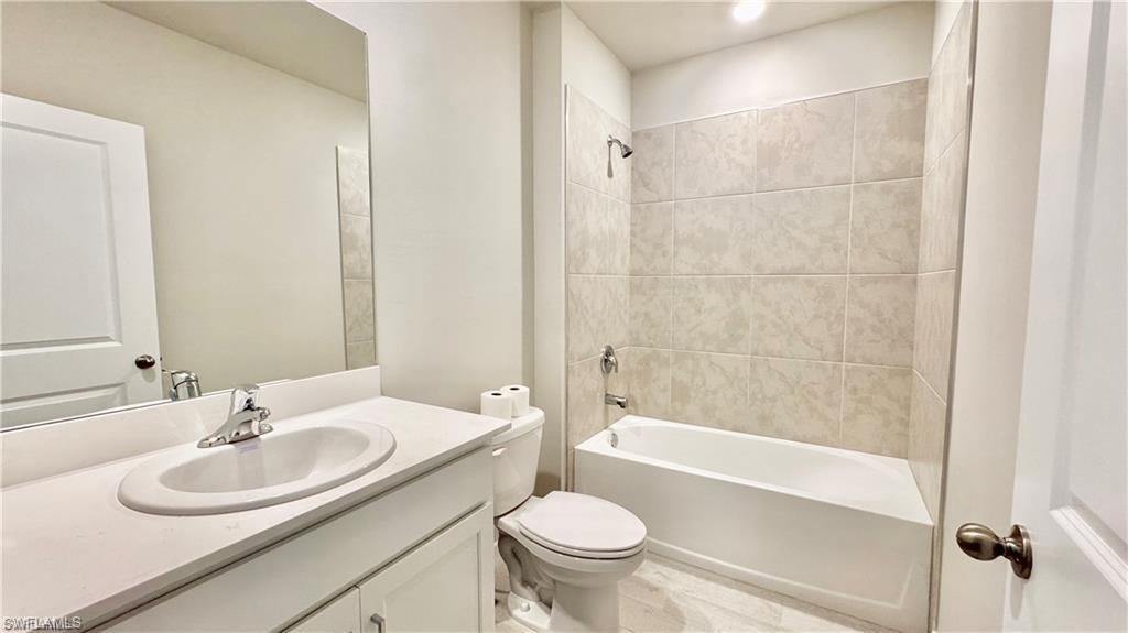 17710 Shade Tree LOOP