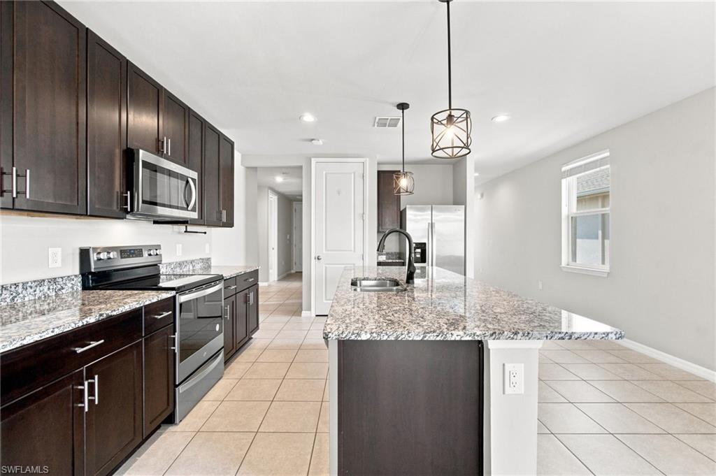 43744 Cattleman DR