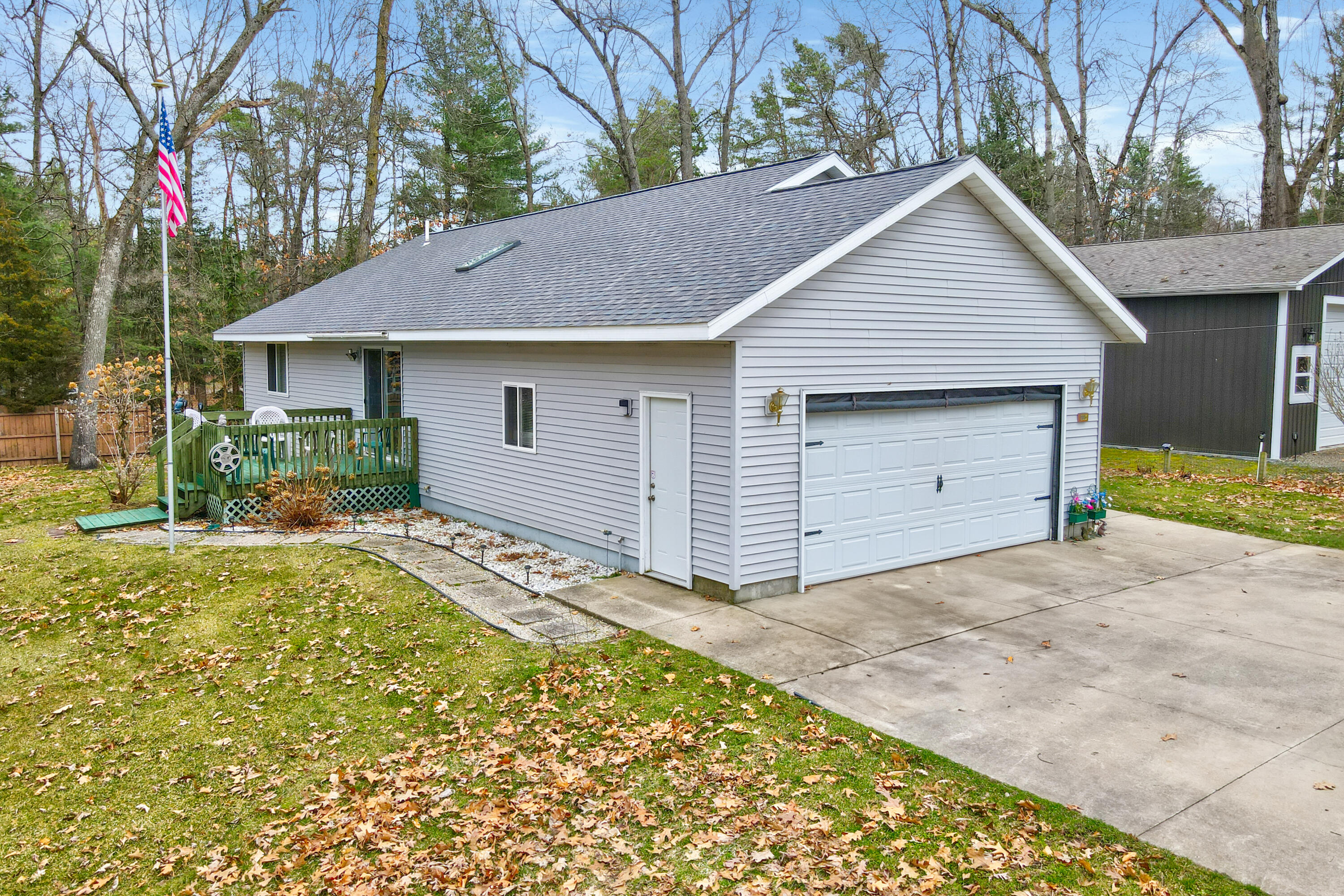 1815 Arrowhead Trail