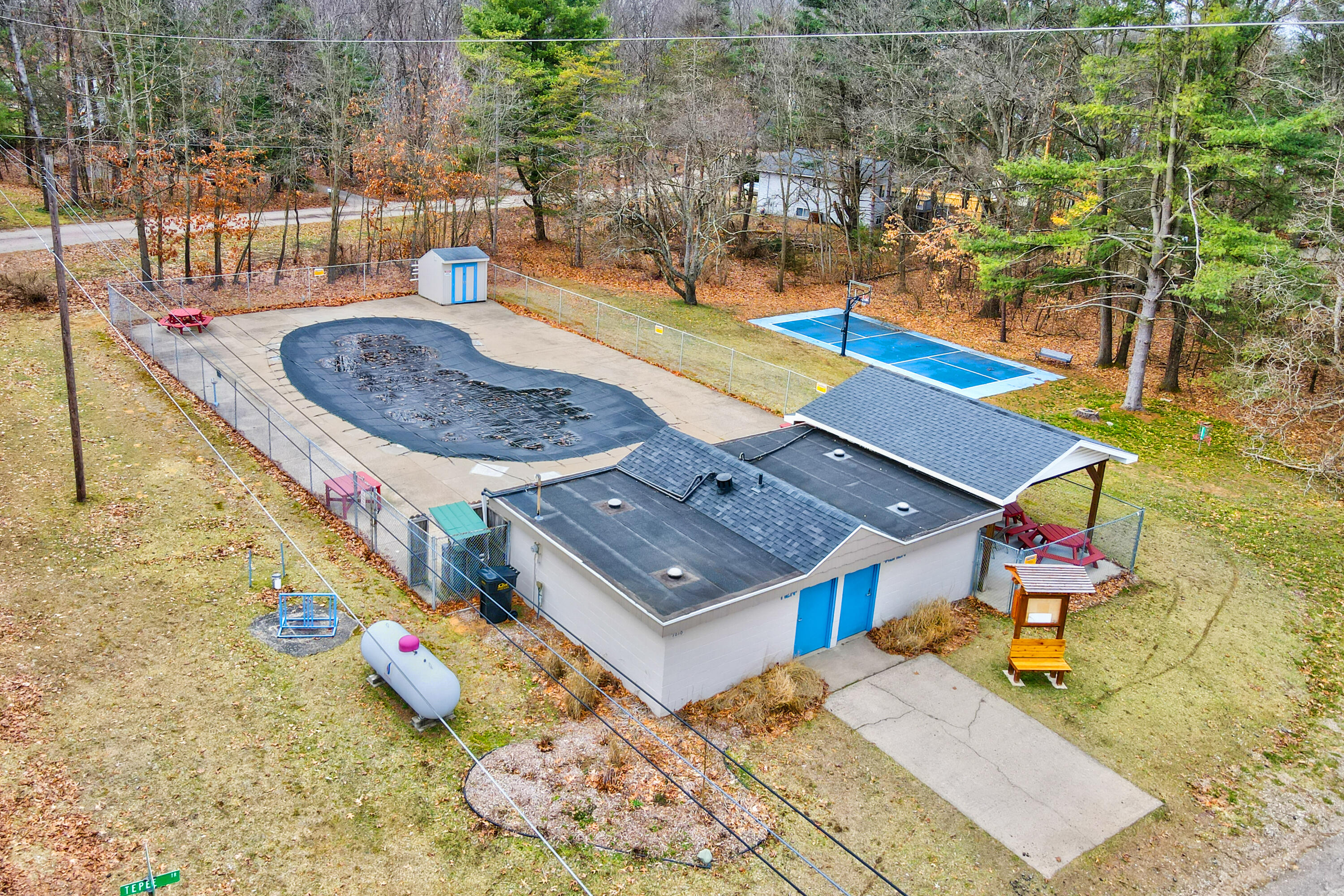 1815 Arrowhead Trail