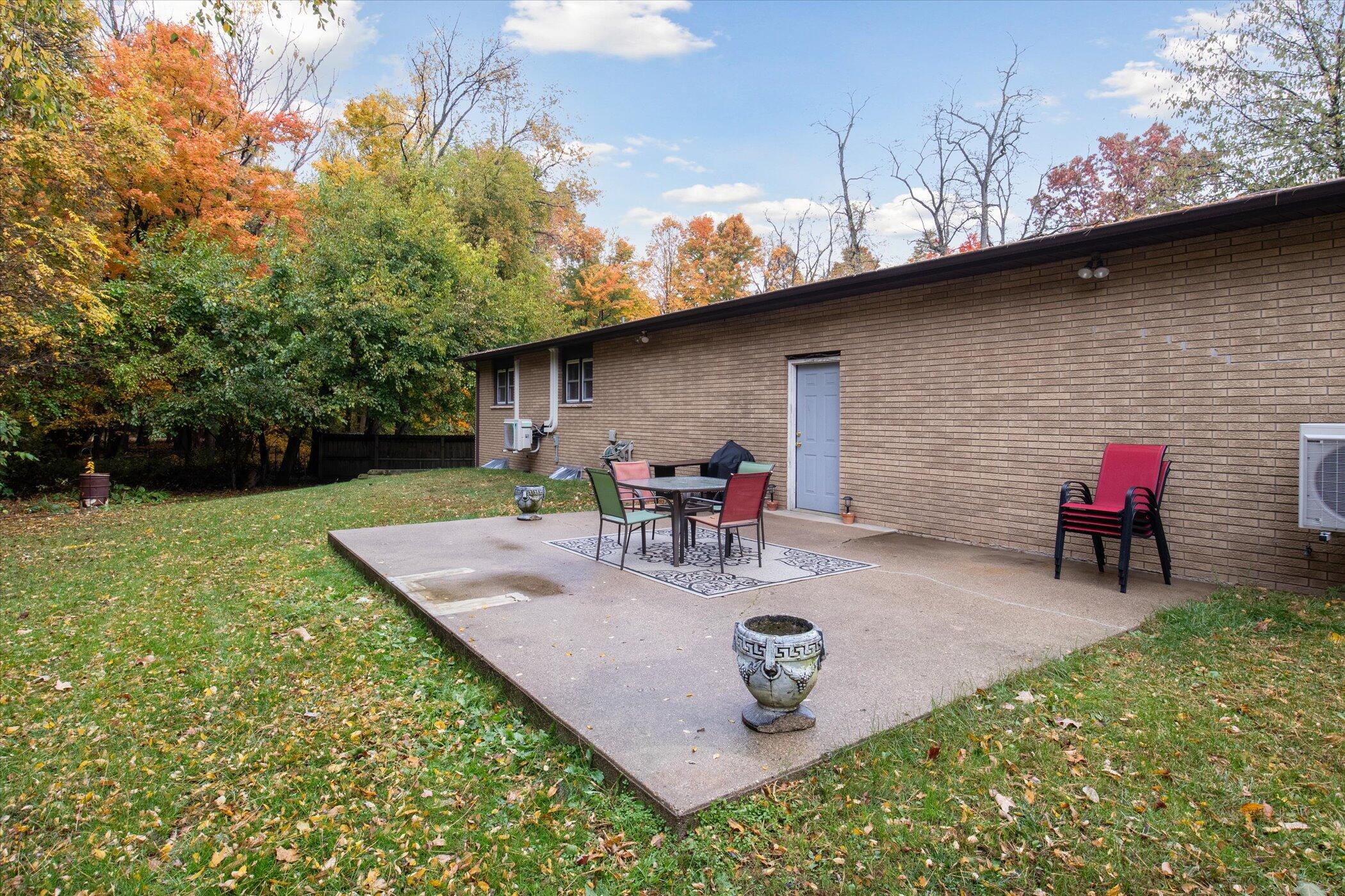 11556 Portage Road