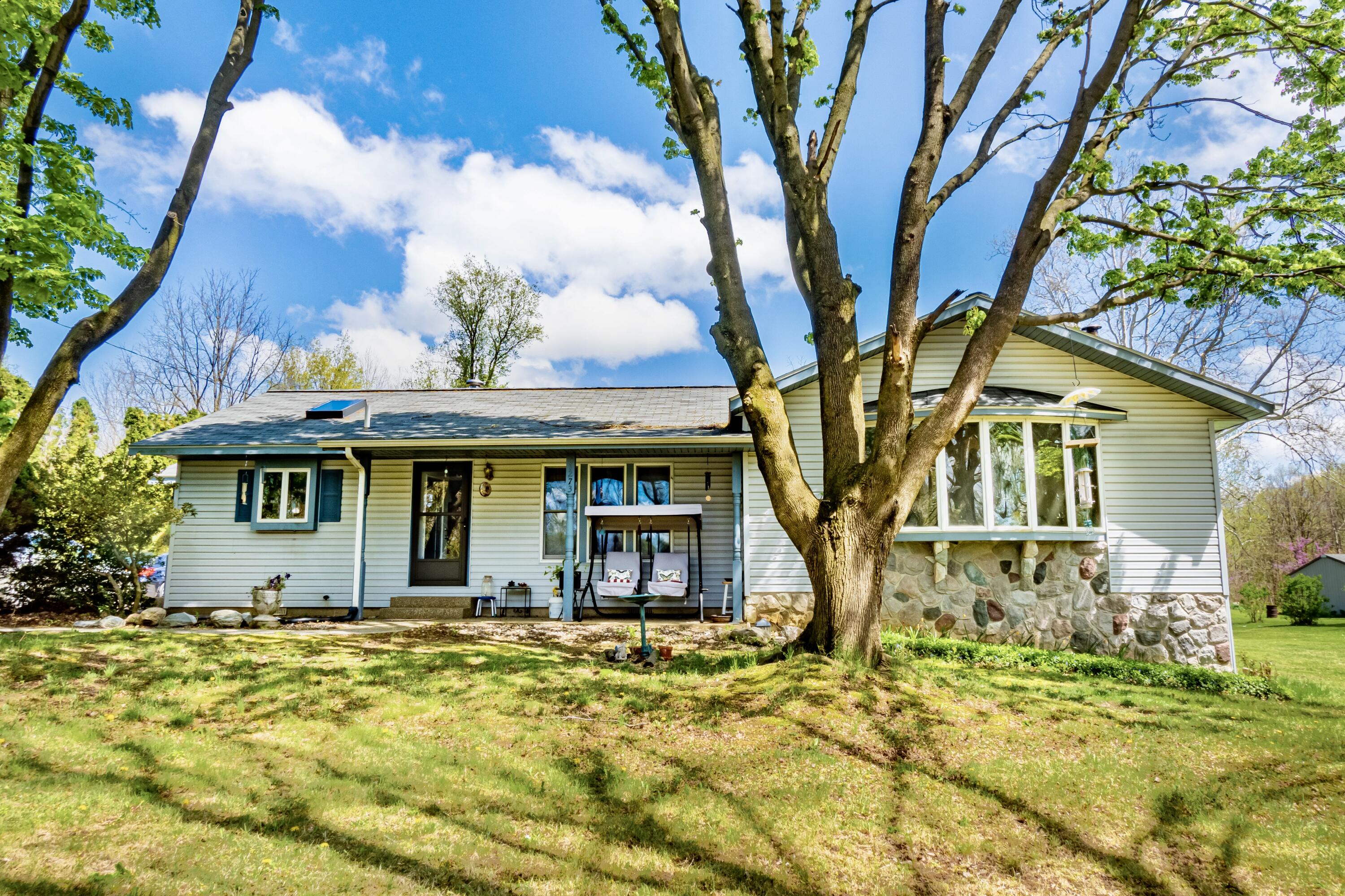 1273 Little John Lake Road