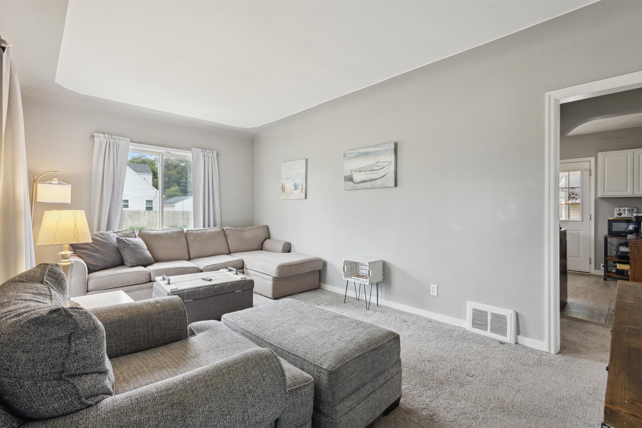 2502 Porter Street SW
