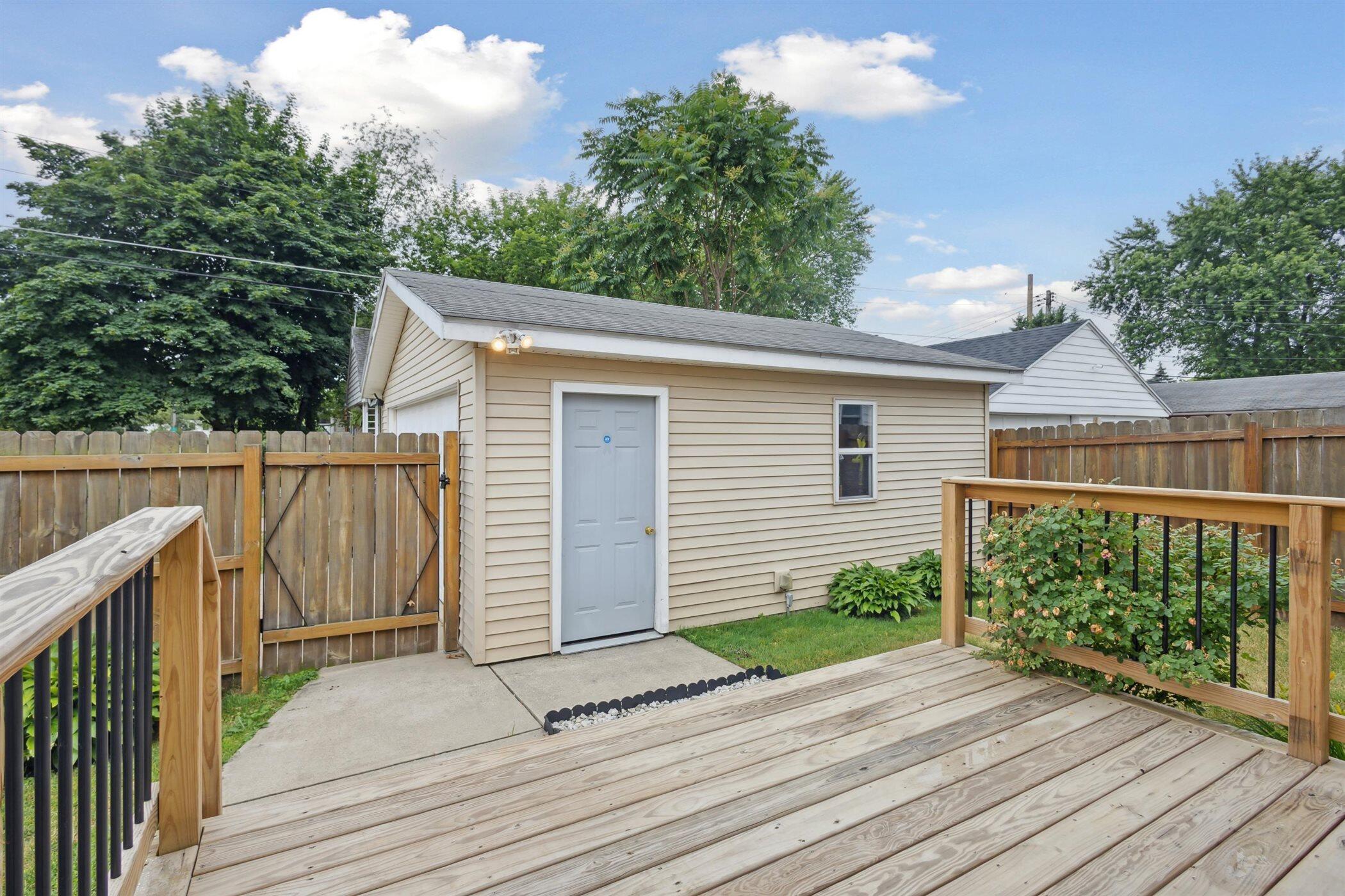 2502 Porter Street SW