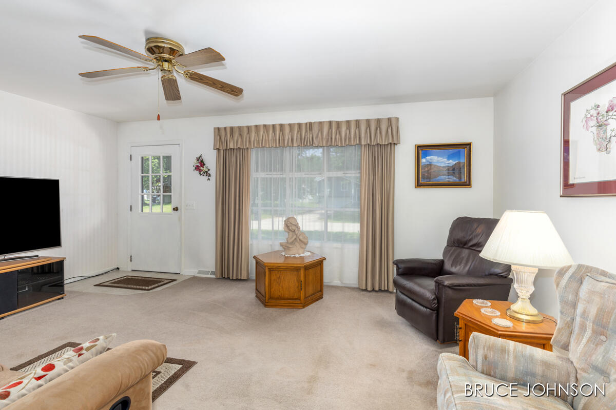 1236 S Van Bruggen Drive