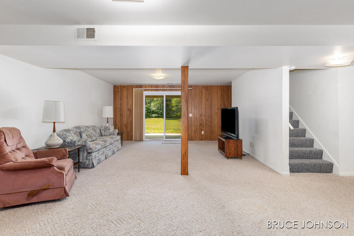 1236 S Van Bruggen Drive