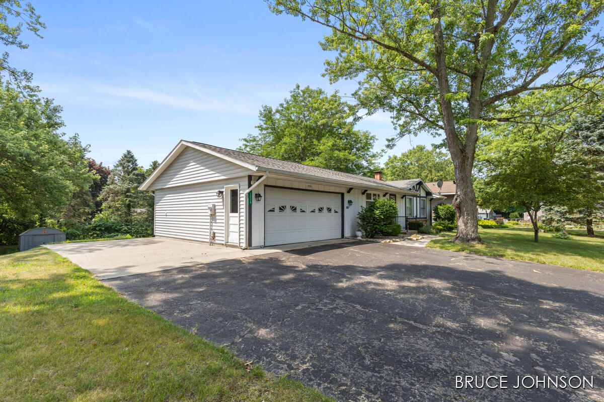 1236 S Van Bruggen Drive