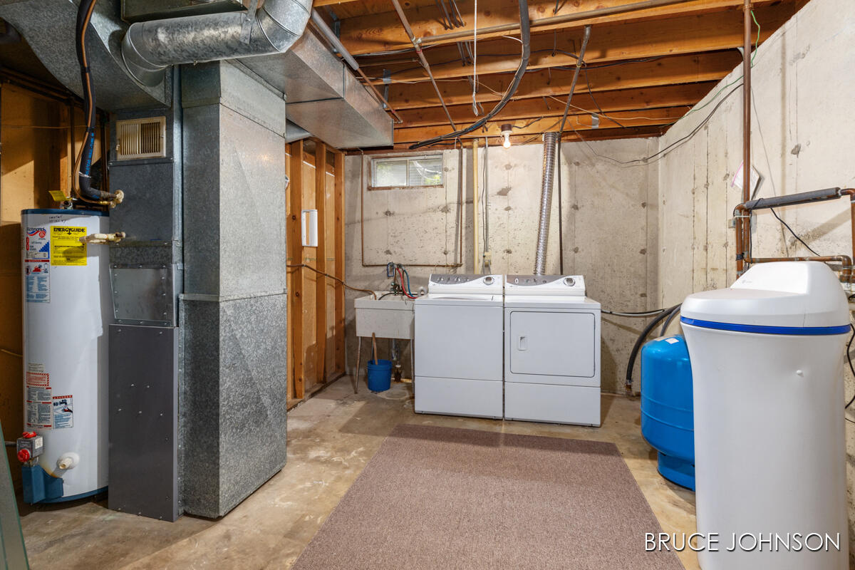 1236 S Van Bruggen Drive