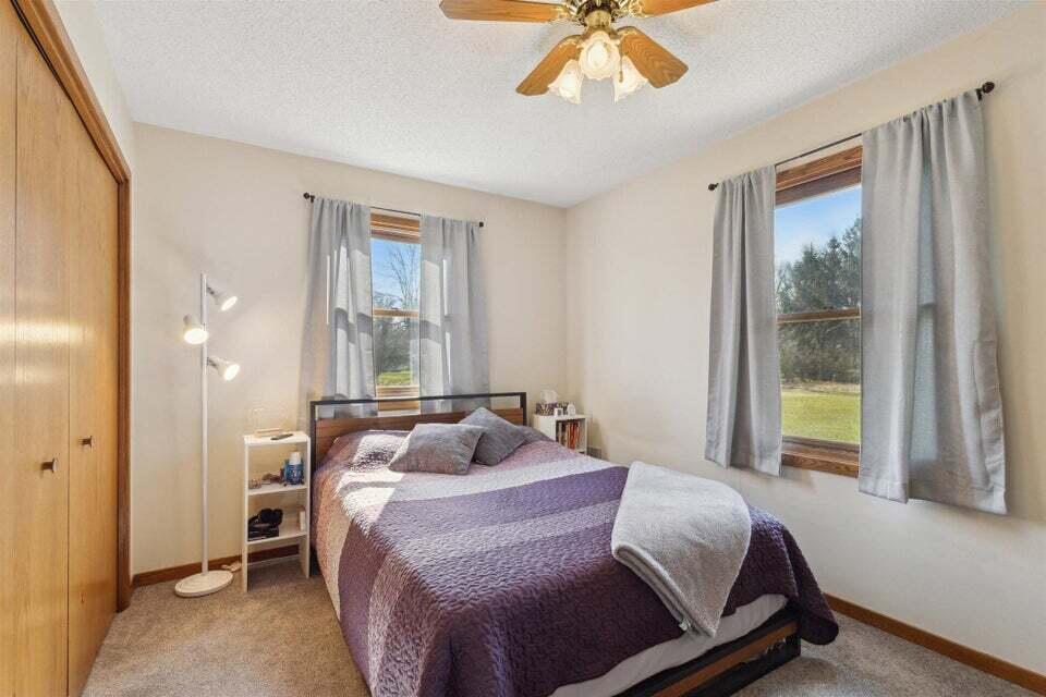 10575 W Main Street 10577