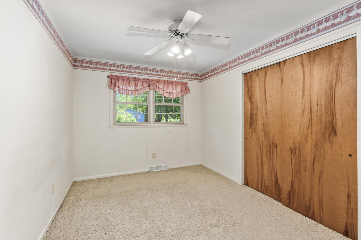 6511 Cottonwood Drive