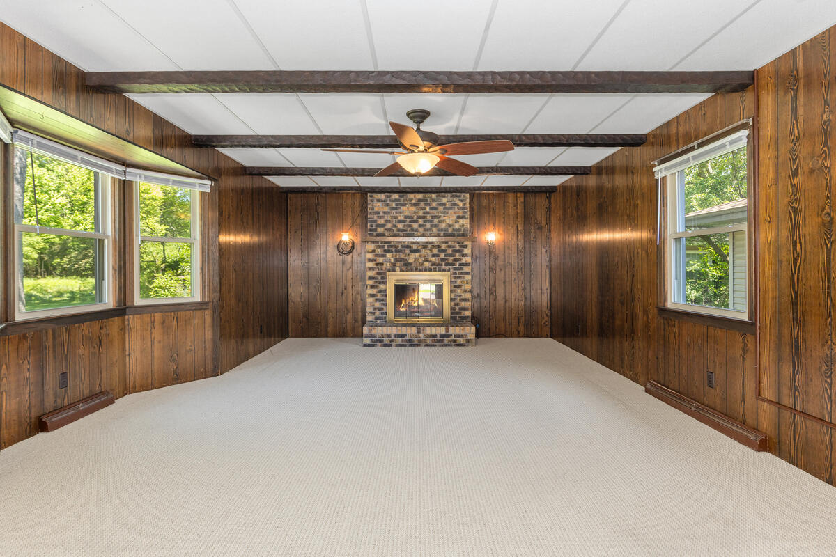 6511 Cottonwood Drive
