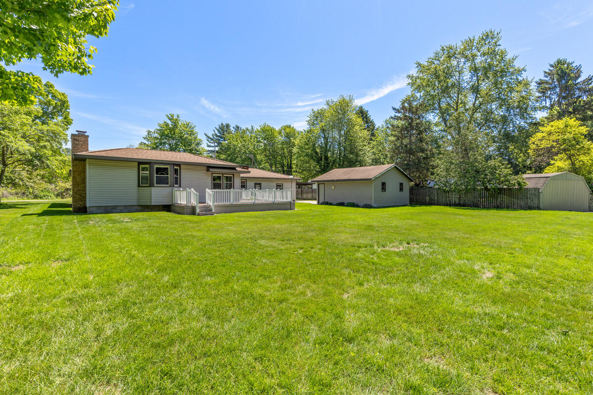 6511 Cottonwood Drive
