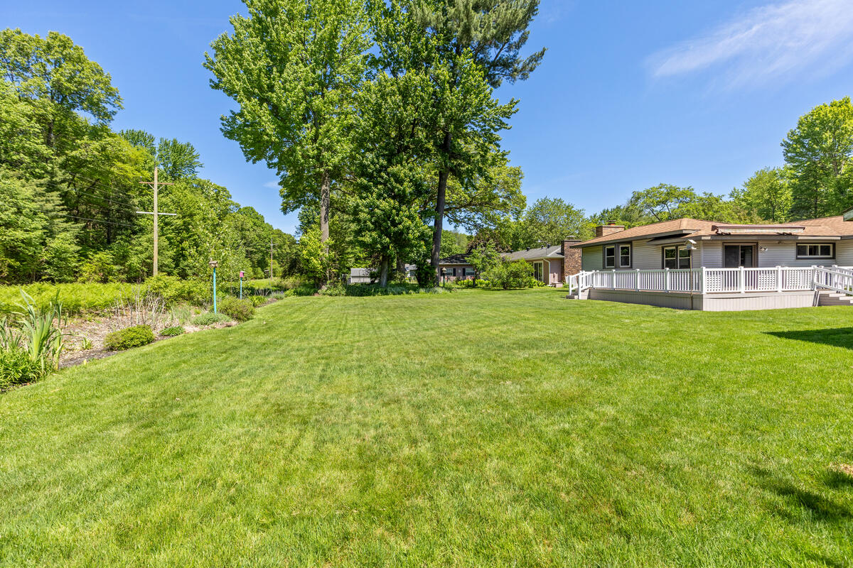 6511 Cottonwood Drive