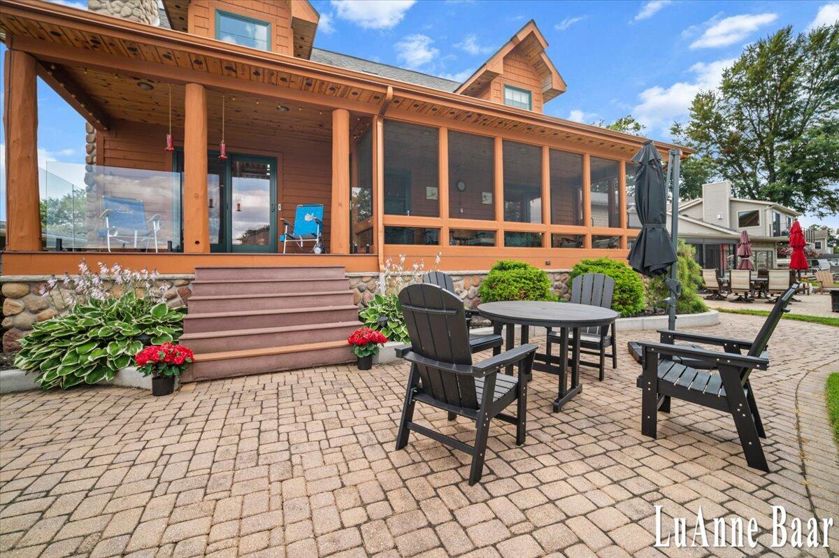 12702 Park Drive