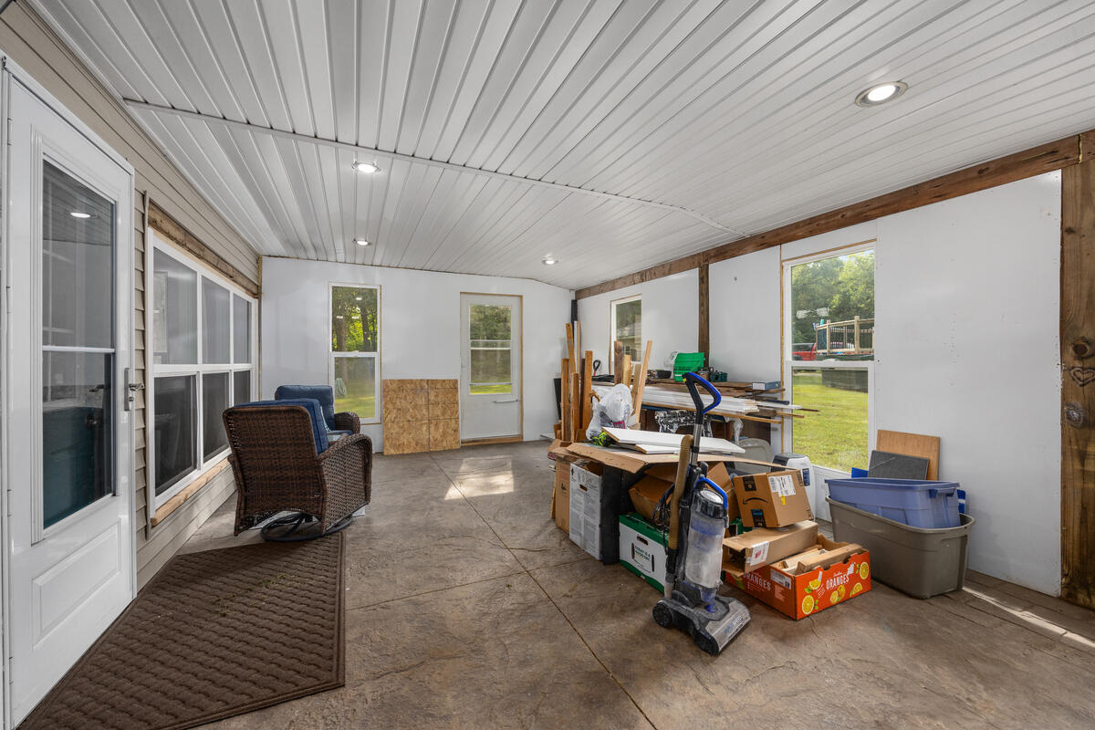 608 E Van Buren Street