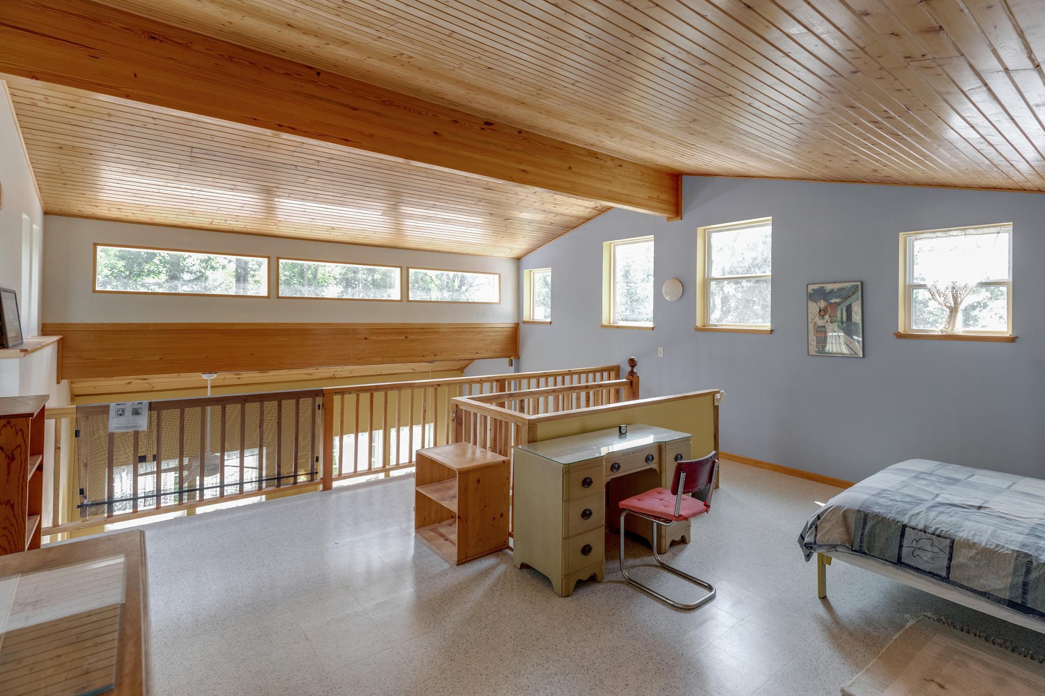 7149 Diamond Point Road NW