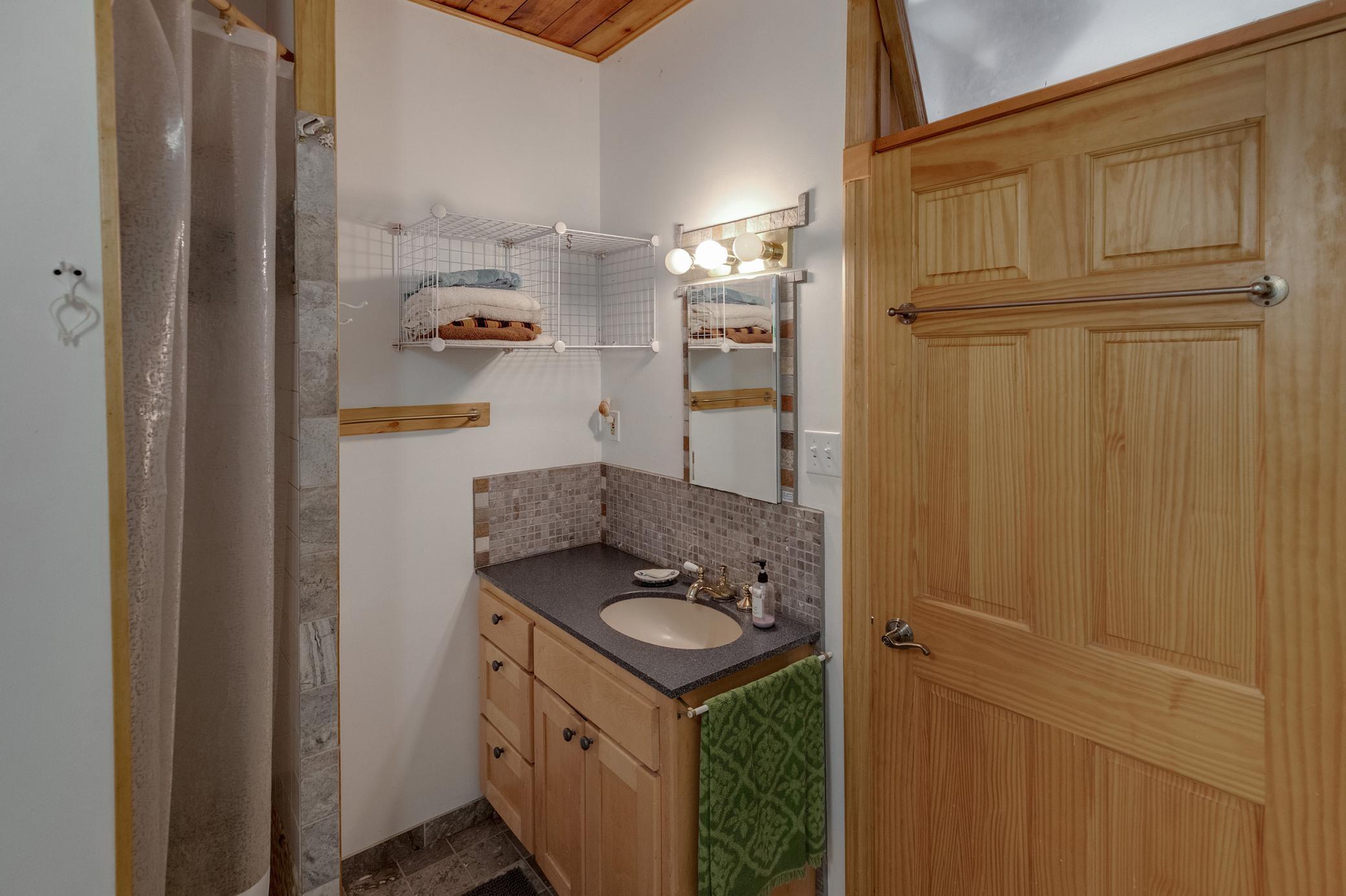 7149 Diamond Point Road NW