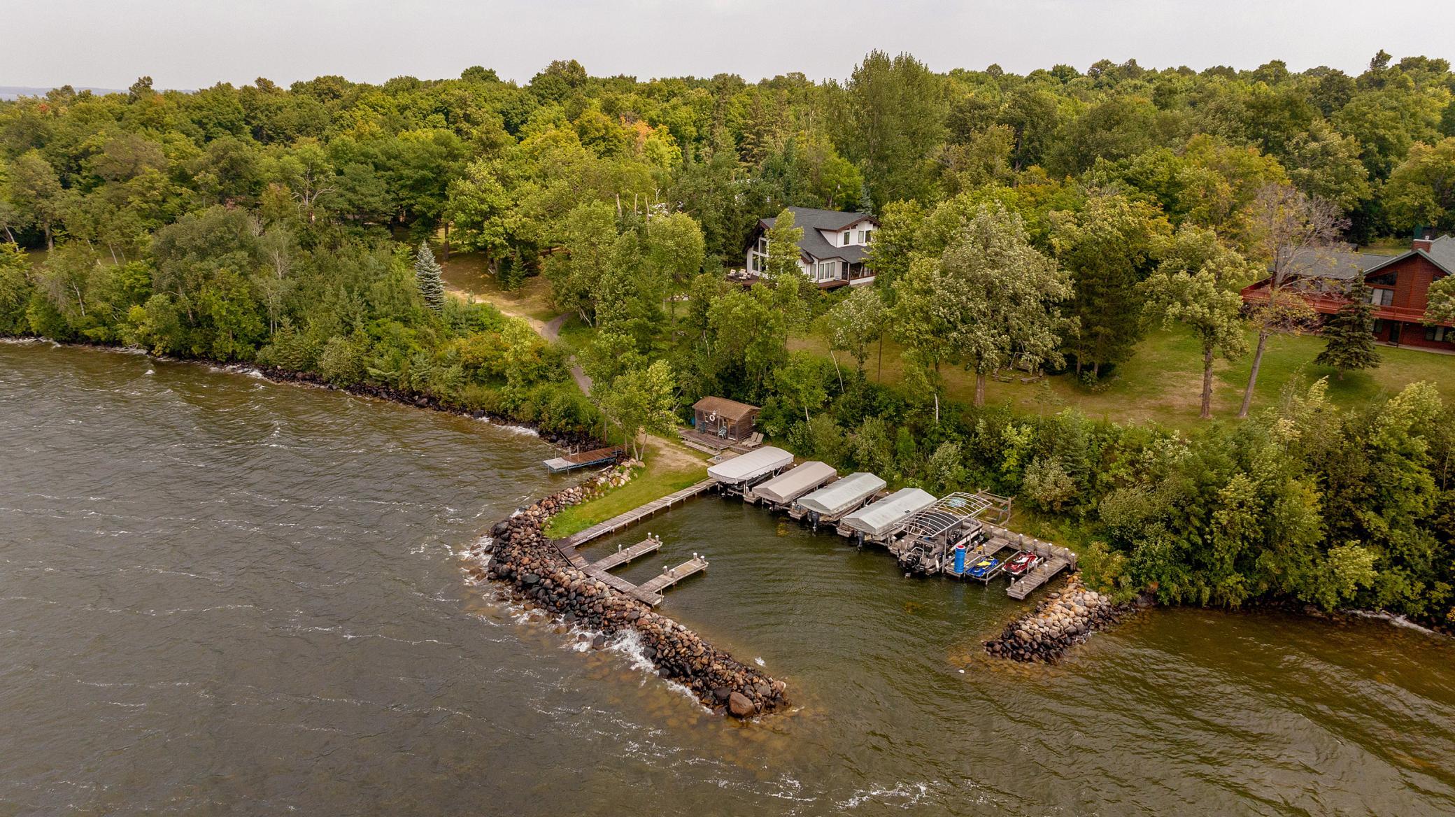 7149 Diamond Point Road NW