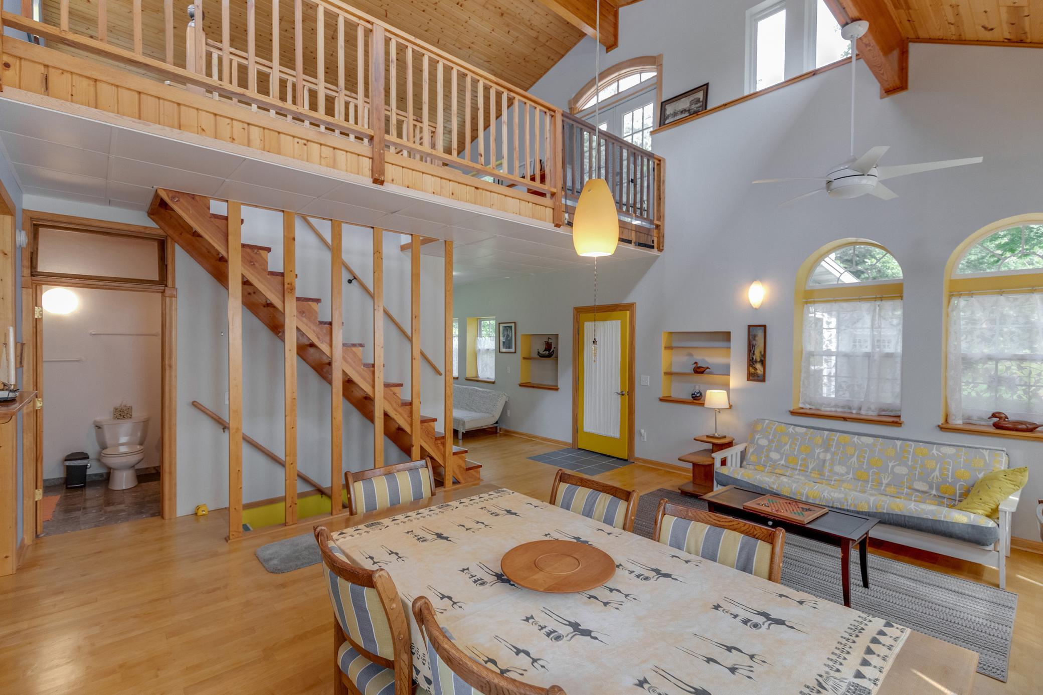 7149 Diamond Point Road NW