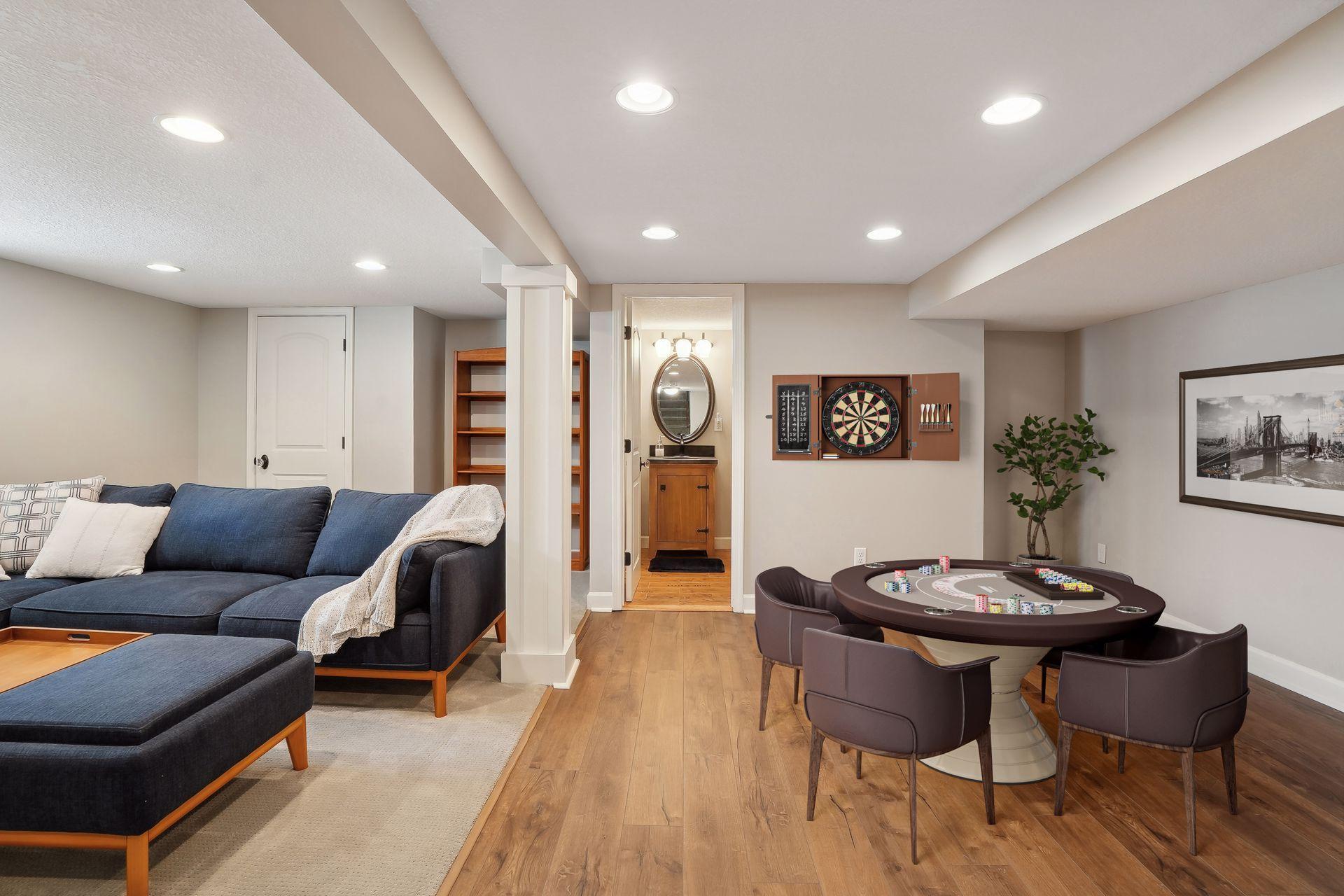 2222 Scheffer Avenue