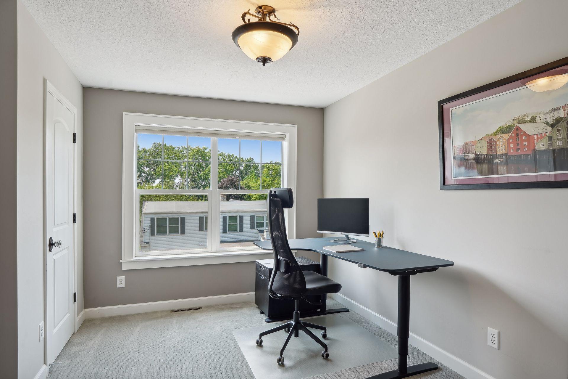 2222 Scheffer Avenue