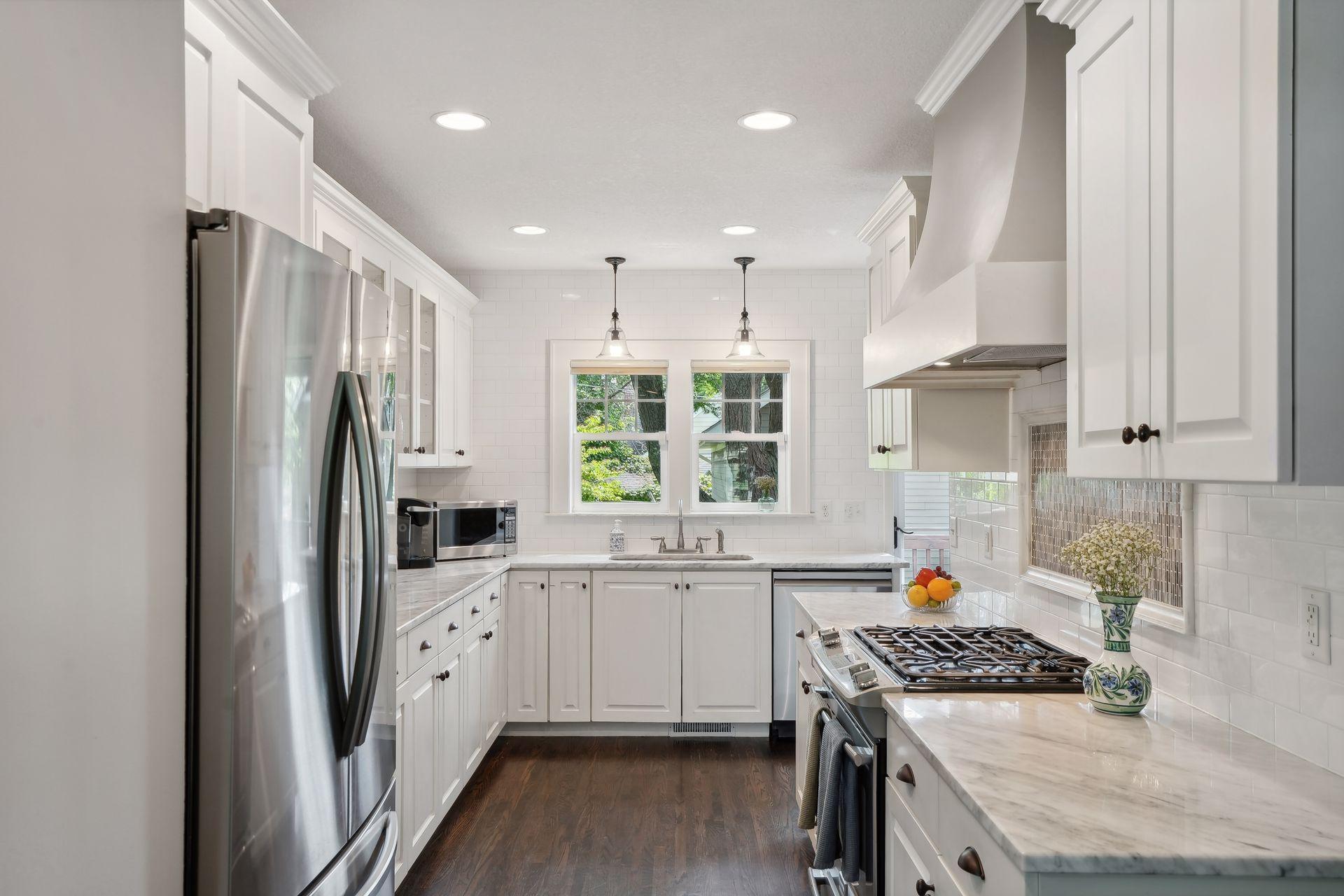 2222 Scheffer Avenue