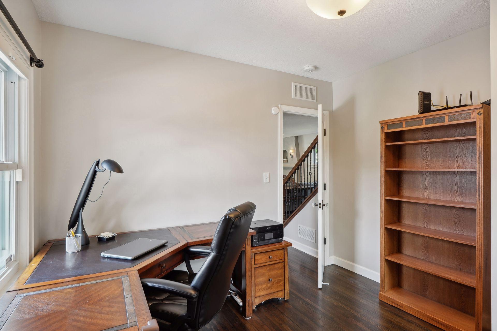 2222 Scheffer Avenue