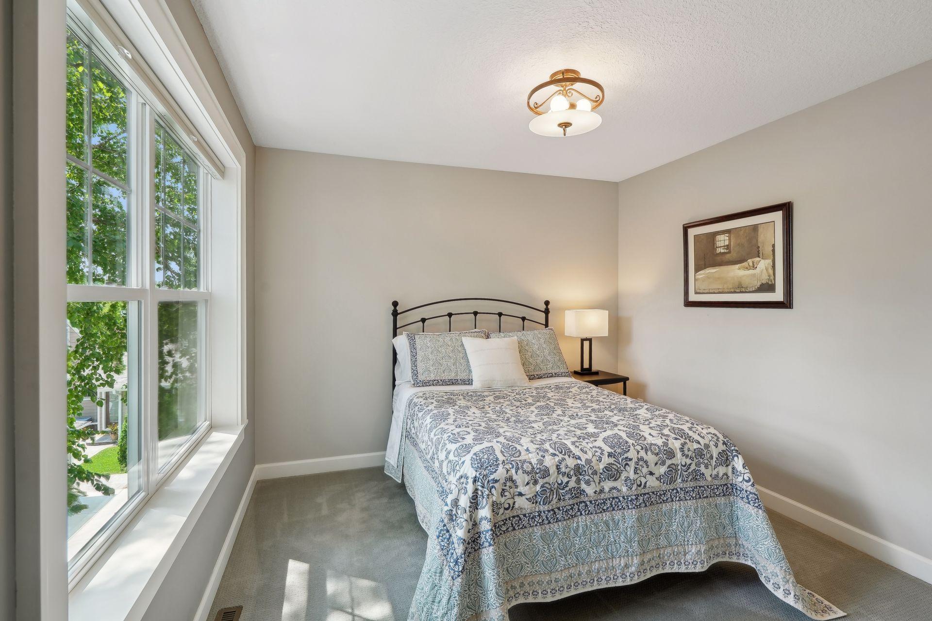 2222 Scheffer Avenue