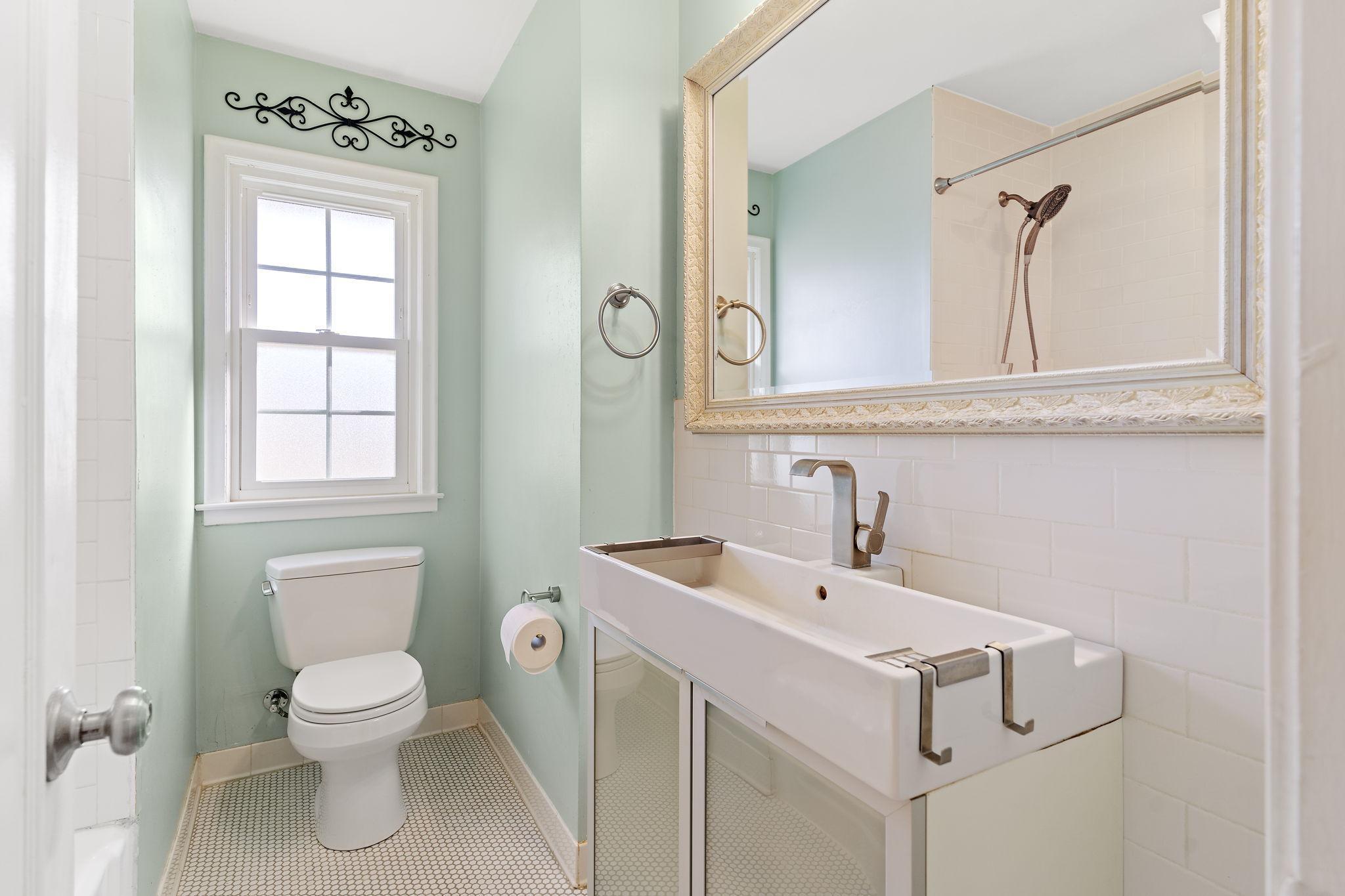 3166 Sumter Avenue S