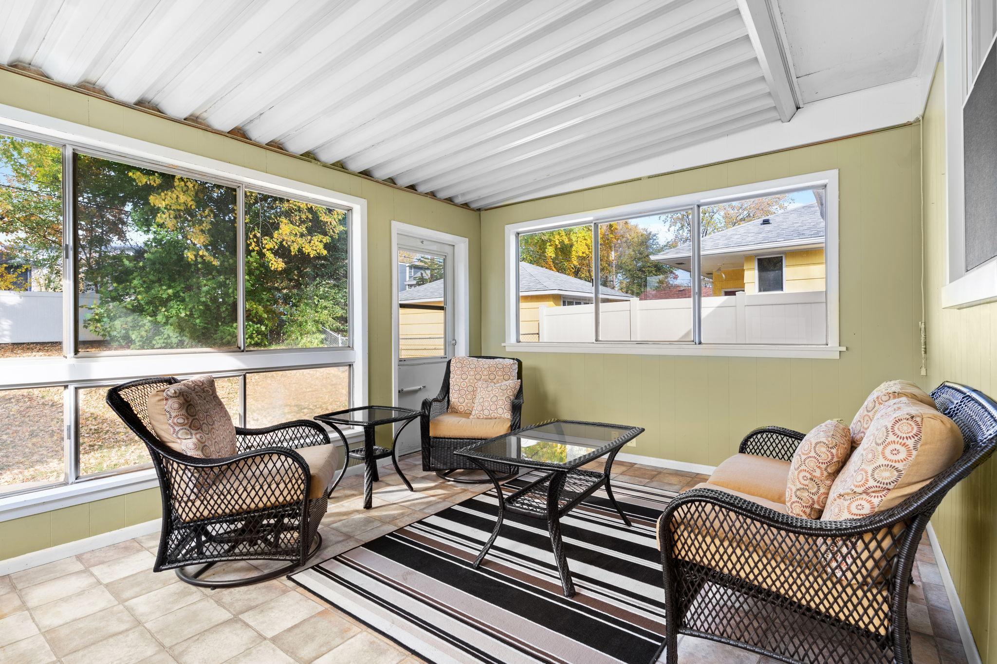 3166 Sumter Avenue S