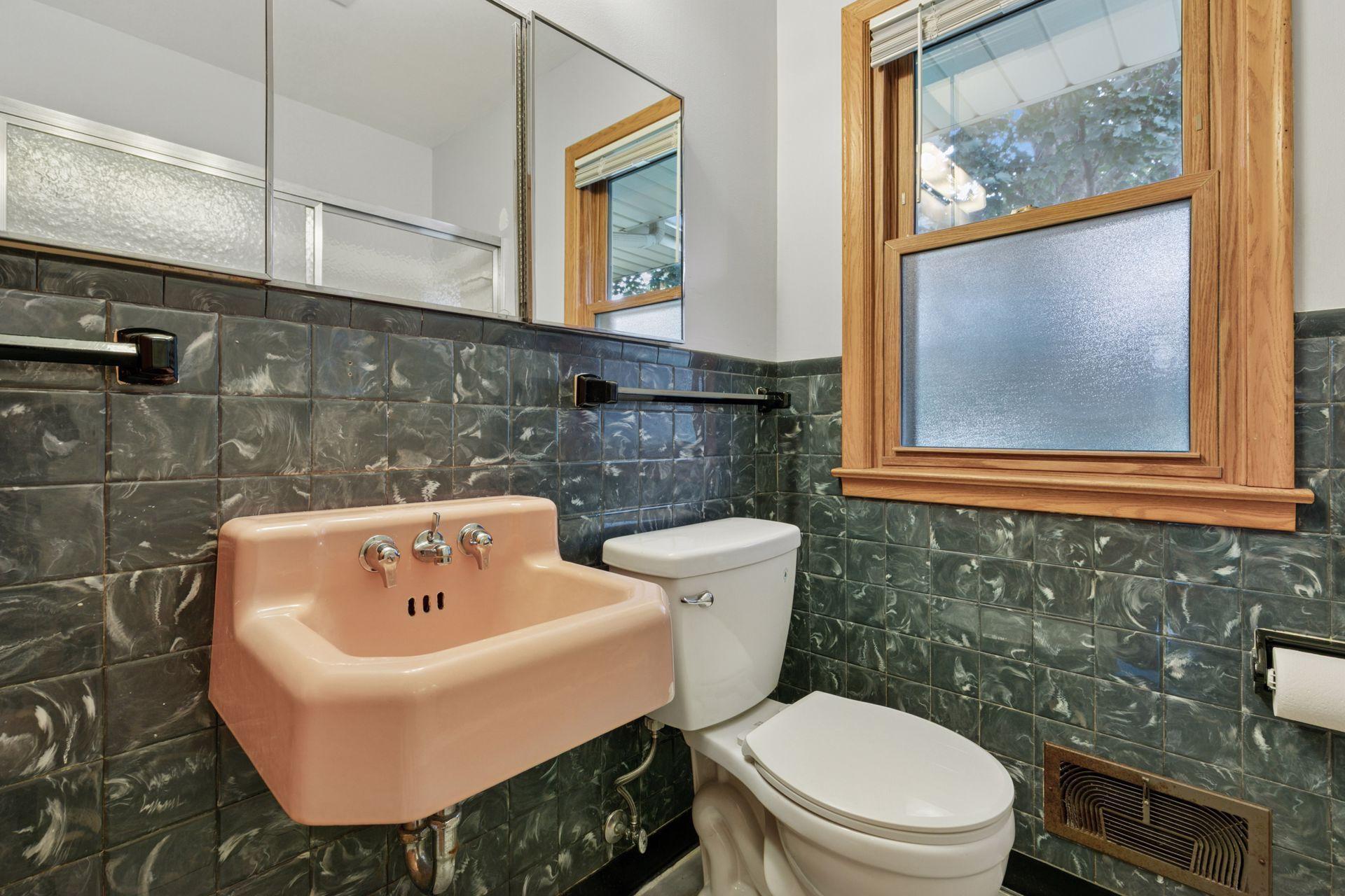 5001 W 108th Street