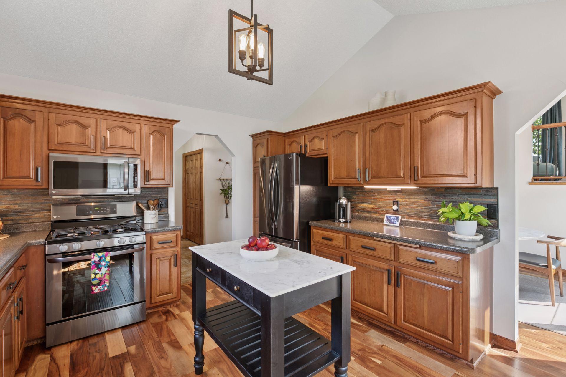 8009 Garfield Street NE