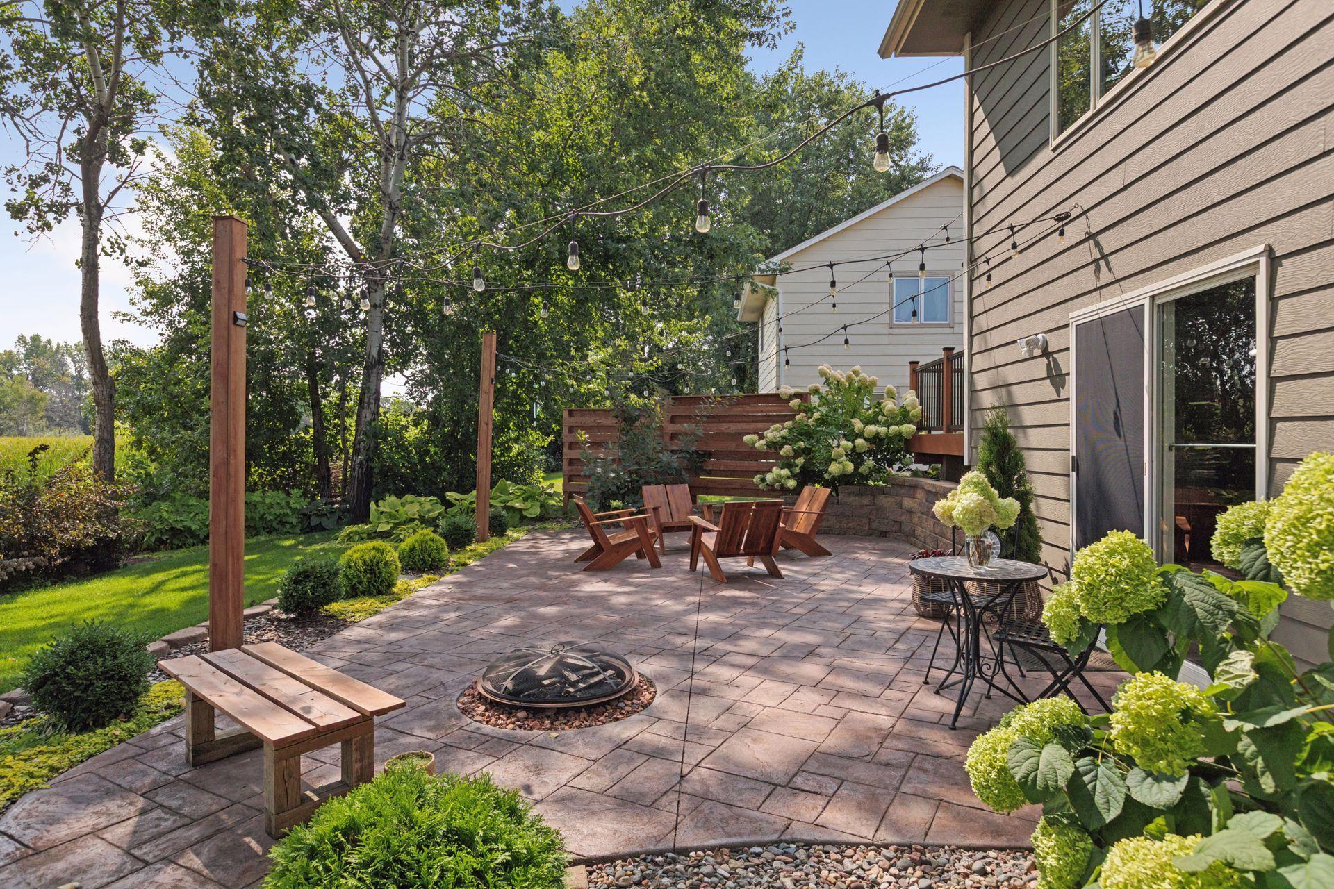 8009 Garfield Street NE