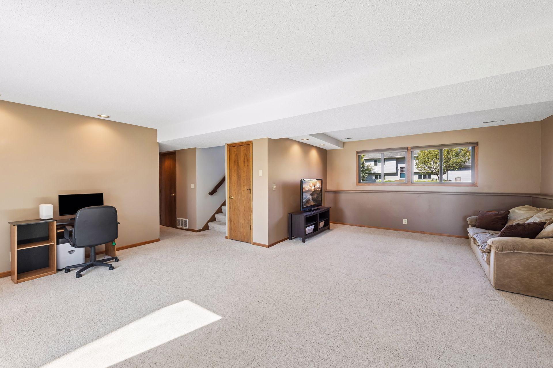 9721 Portal Drive