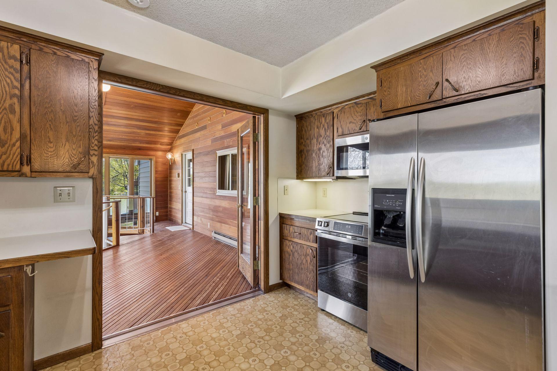 4033 Silver Lake Terrace NE